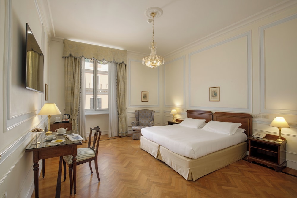 Hotel Quirinale — Hotel rooms in Rome, Lazio