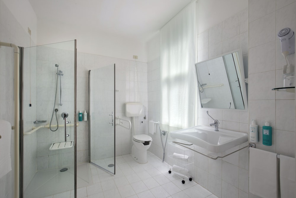 Hotel Quirinale — Hotel rooms in Rome, Lazio