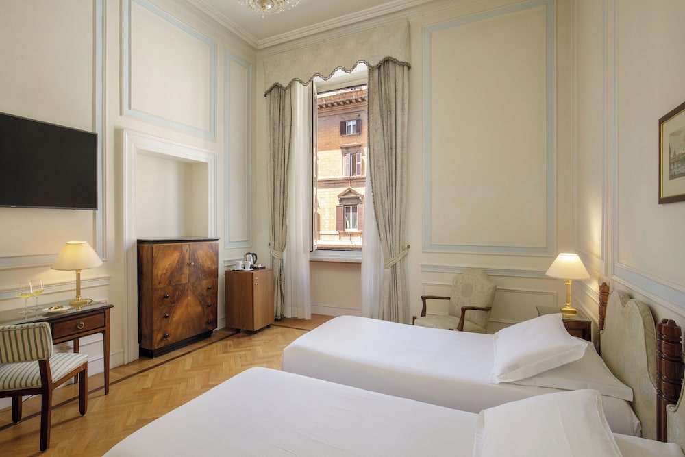 Hotel Quirinale — Hotel rooms in Rome, Lazio