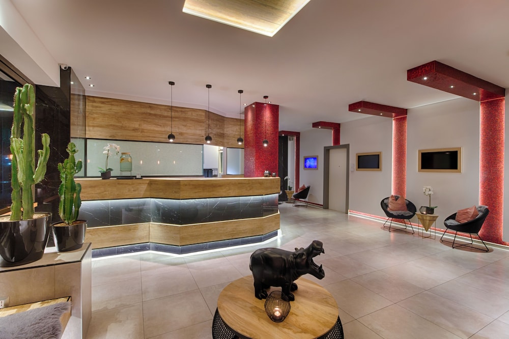Raganelli Hotel — Hotel building in Rome, Lazio