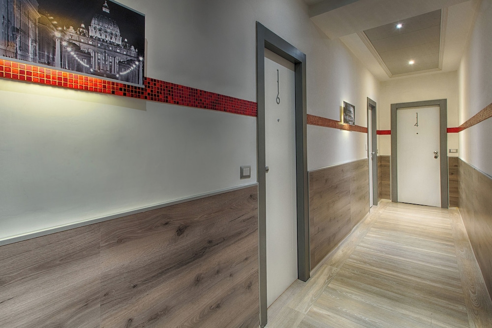 Raganelli Hotel — Hotel building in Rome, Lazio
