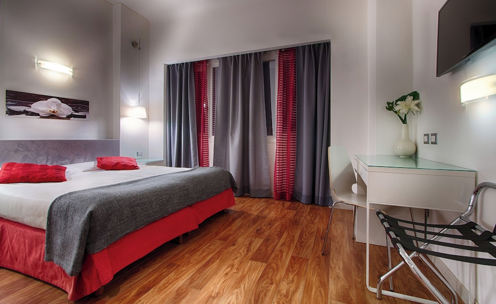Raganelli Hotel — Hotel rooms in Rome, Lazio
