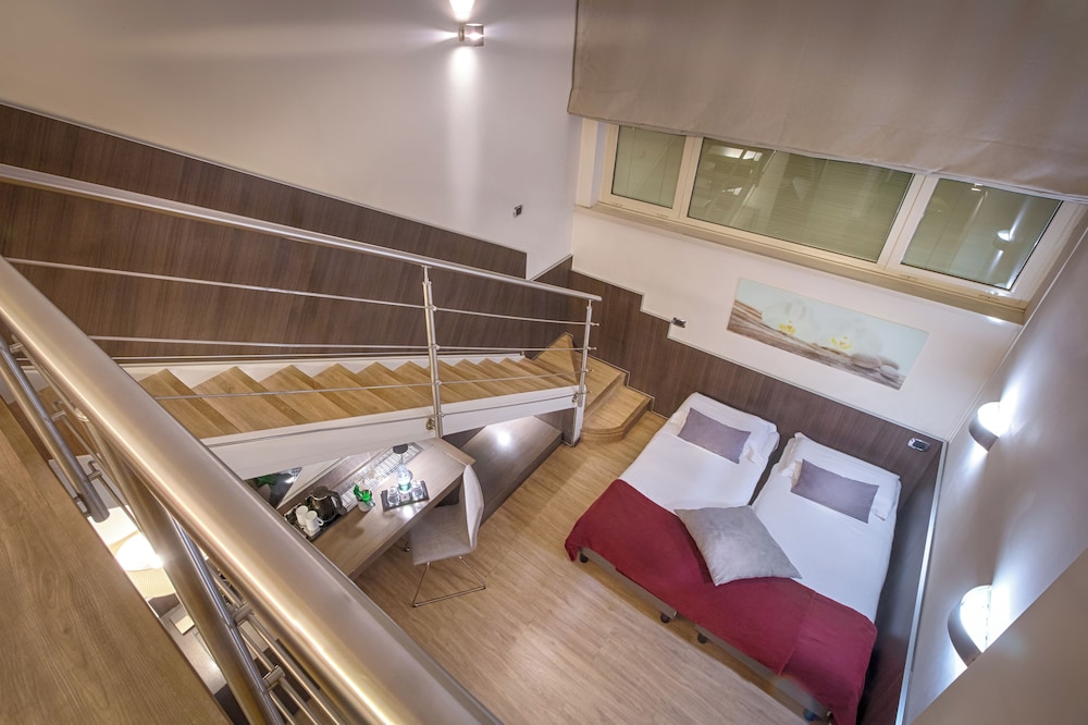 Raganelli Hotel — Hotel rooms in Rome, Lazio
