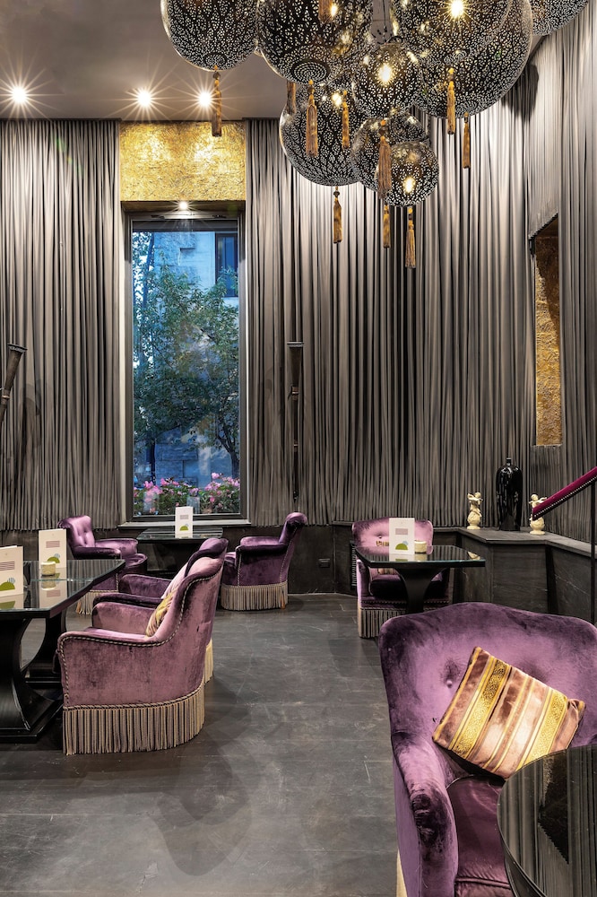 Baglioni Hotel Regina - The Leading Hotels of the World — Restaurant & bars in Rome, Lazio