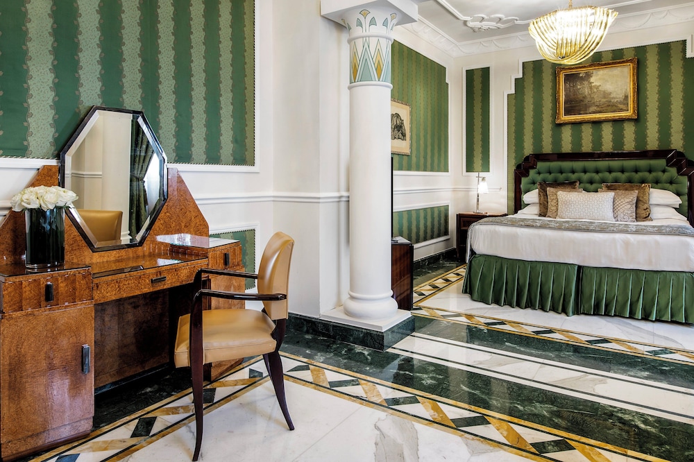 Baglioni Hotel Regina - The Leading Hotels of the World — Hotel rooms in Rome, Lazio