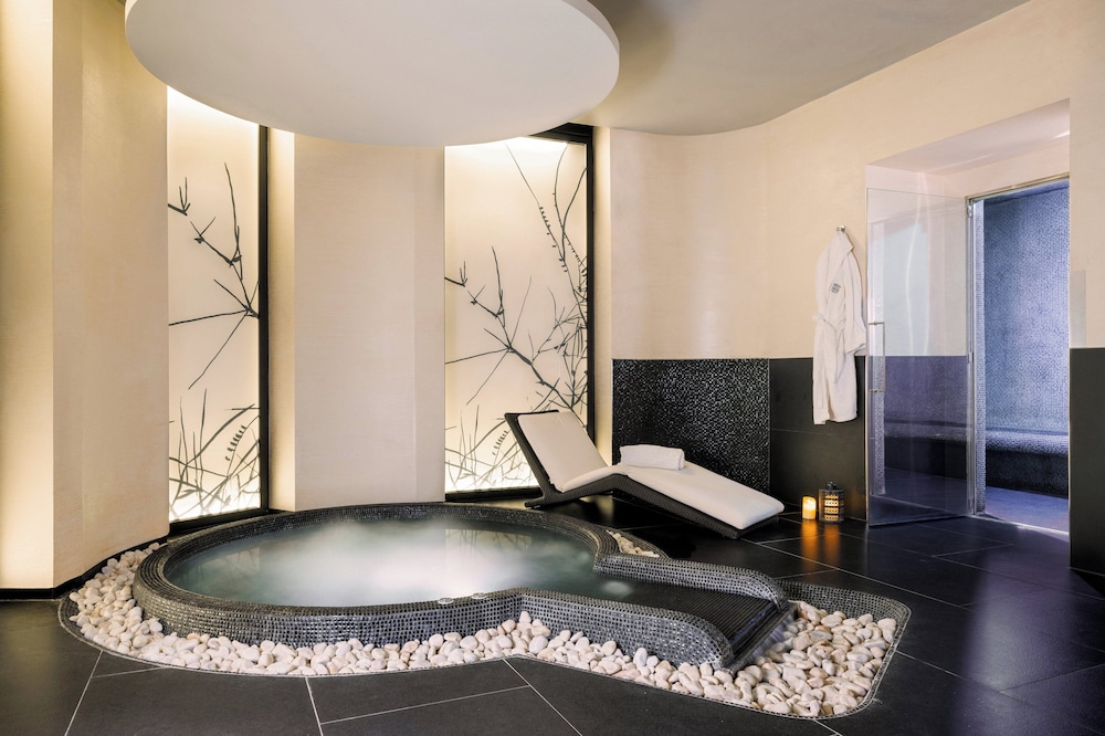 Baglioni Hotel Regina - The Leading Hotels of the World — Spa in Rome, Lazio