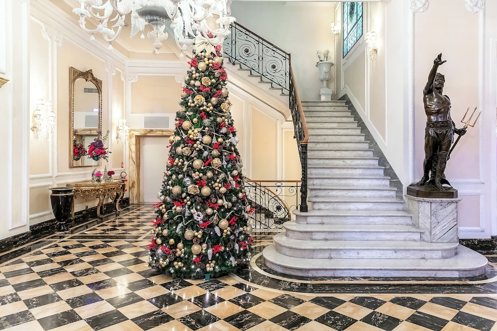 Baglioni Hotel Regina - The Leading Hotels of the World — Hotel building in Rome, Lazio