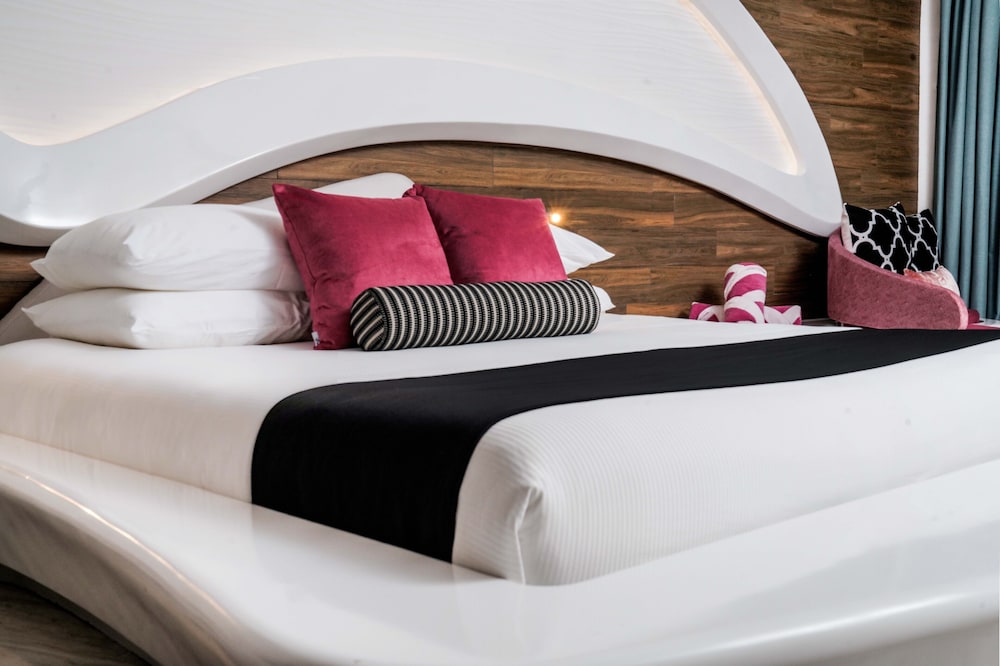 The Carmen Hotel - Ocean Front — Hotel rooms in Playa del Carmen, Quintana Roo