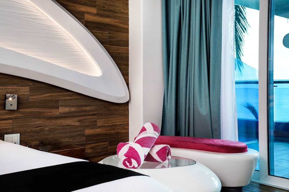 The Carmen Hotel - Ocean Front — Hotel rooms in Playa del Carmen, Quintana Roo