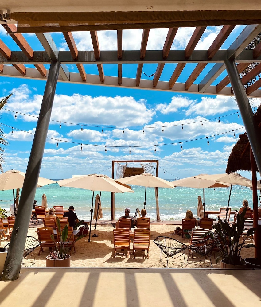 The Carmen Hotel - Ocean Front — Restaurant & bars in Playa del Carmen, Quintana Roo