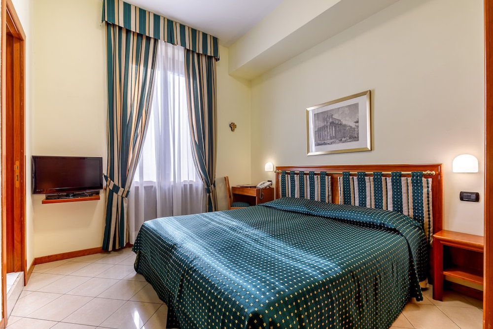 Residenza Paolo VI — Hotel rooms in Rome, Lazio