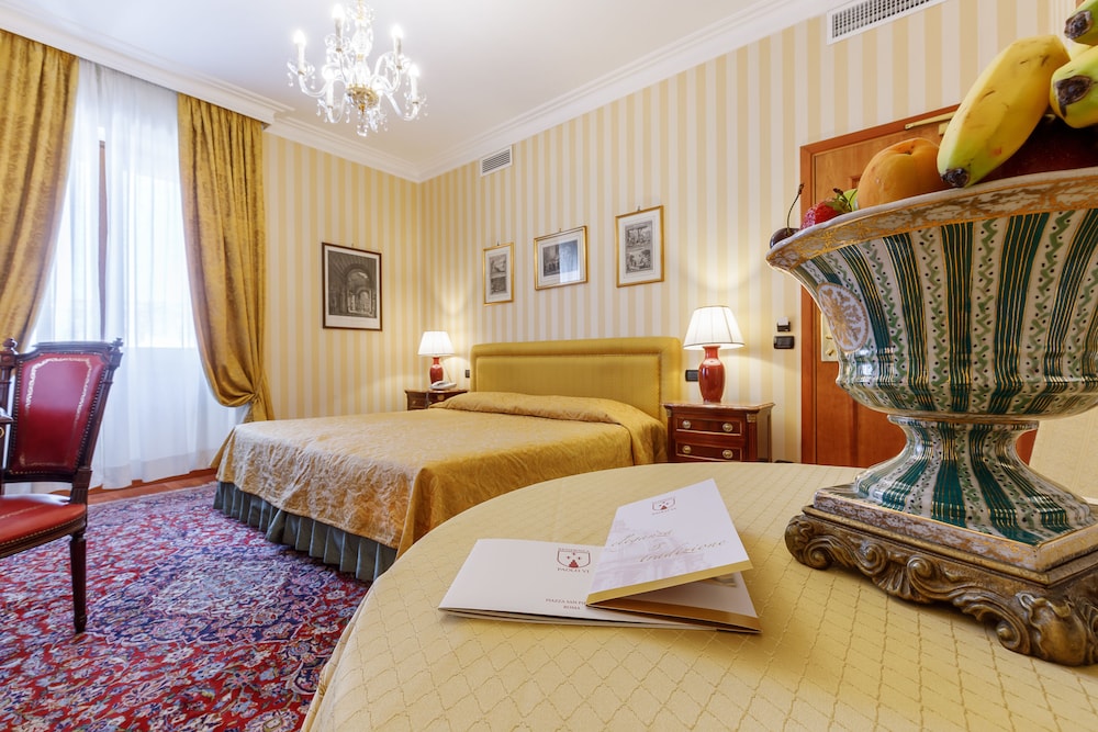 Residenza Paolo VI — Hotel rooms in Rome, Lazio
