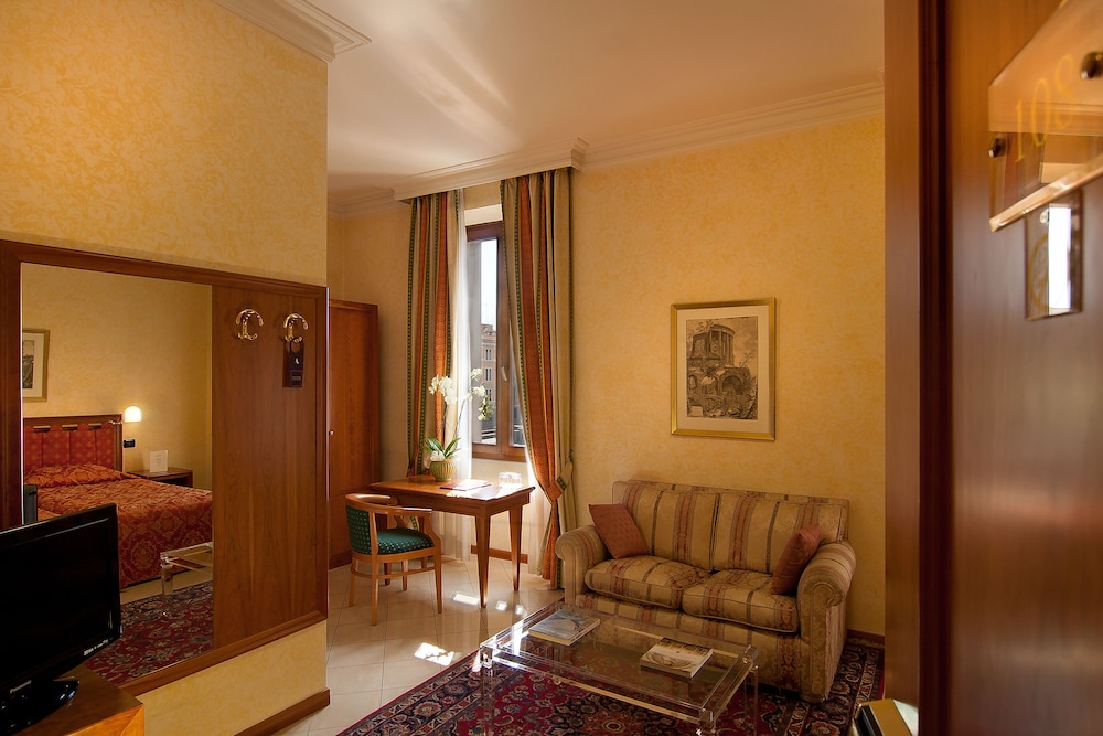 Residenza Paolo VI — Hotel rooms in Rome, Lazio