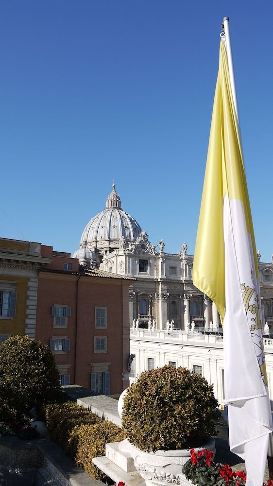 Residenza Paolo VI — Attractions in the area in Rome, Lazio