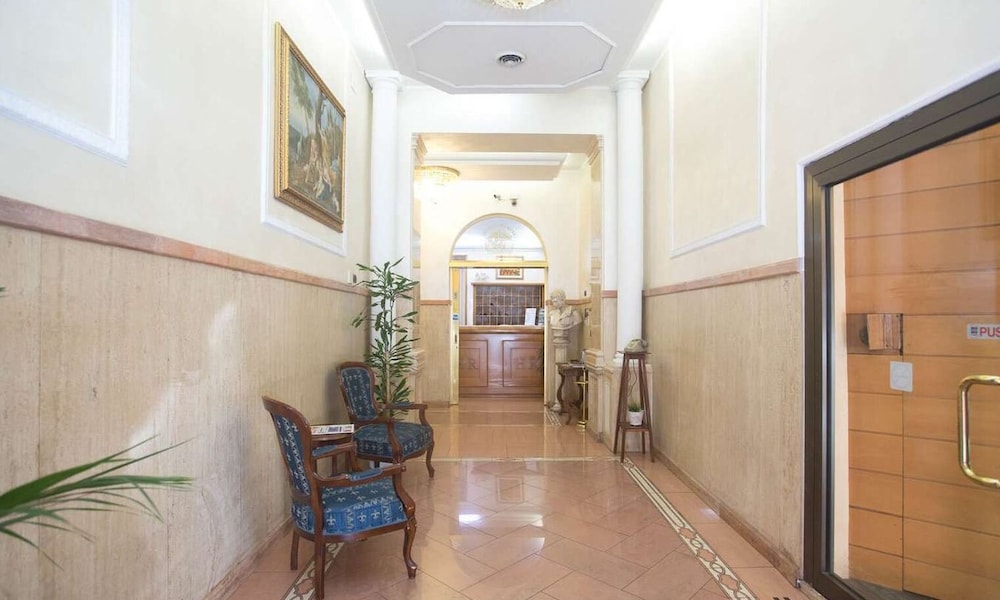 Hotel Rimini — Hotel building in Rome, Lazio