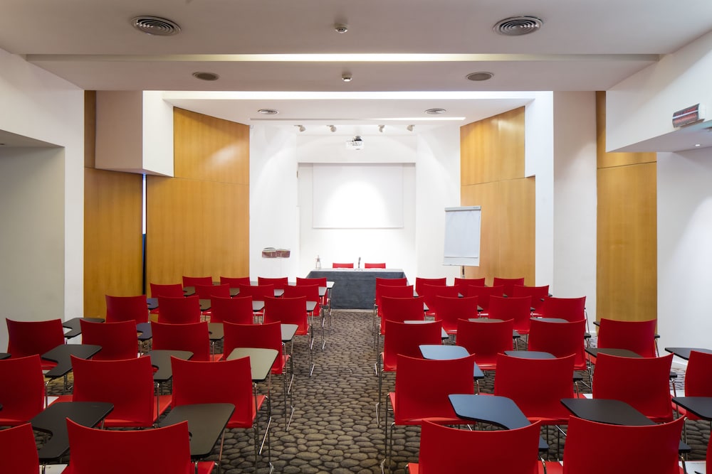 Hotel Ripa Roma — Hotel building in Rome, Lazio