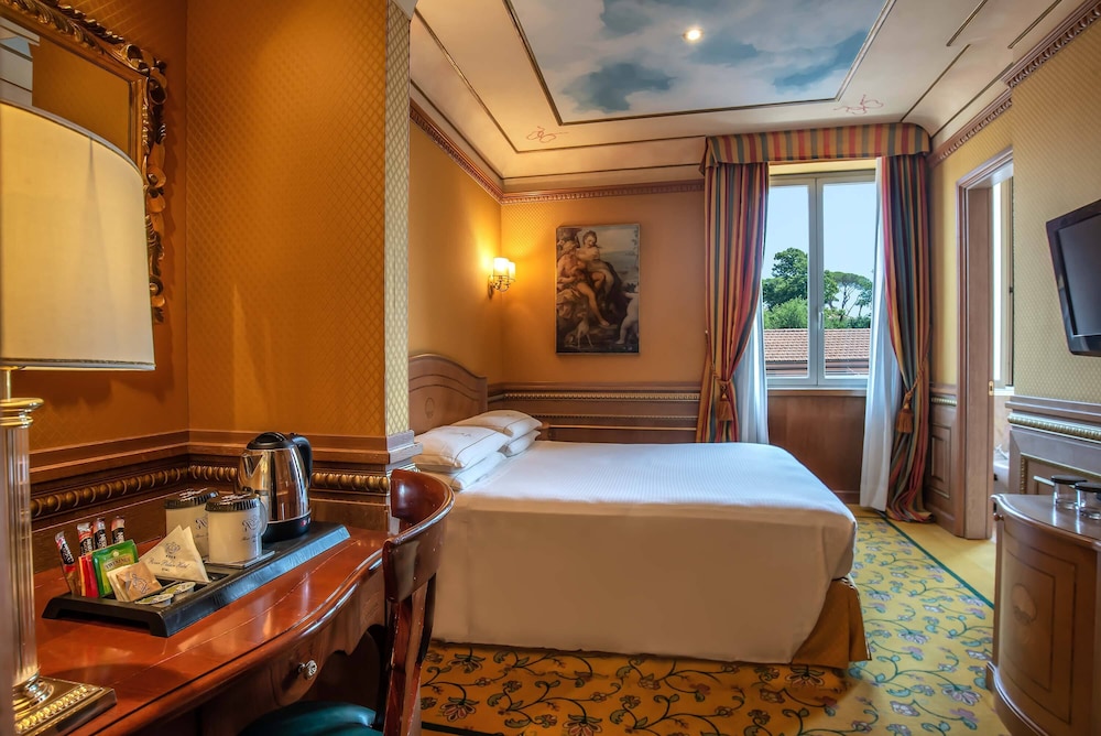 River Palace Hotel — Hotel rooms in Rome, Lazio