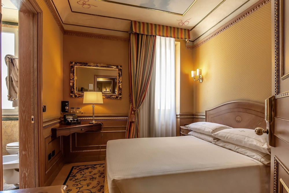 River Palace Hotel — Hotel rooms in Rome, Lazio