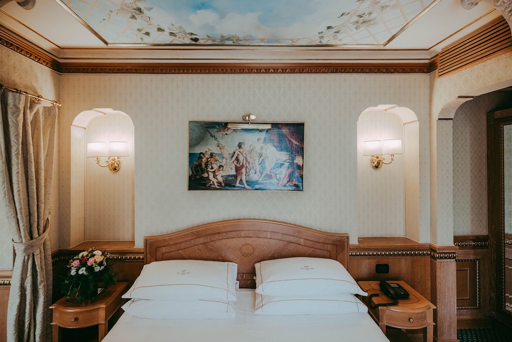 River Palace Hotel - zdjęcie 2