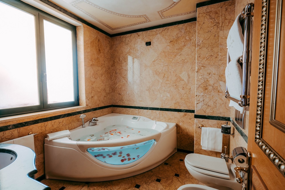 River Palace Hotel — Hotel rooms in Rome, Lazio