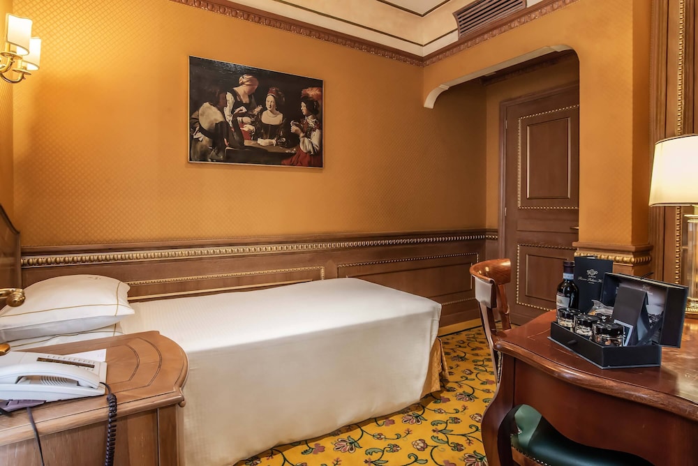 River Palace Hotel — Hotel rooms in Rome, Lazio