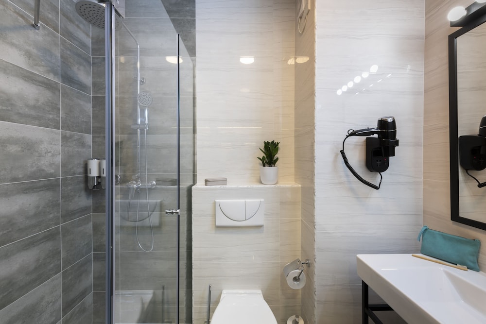 Bayview Hotel by ST Hotels — Hotel rooms in Gzira, Malta Island