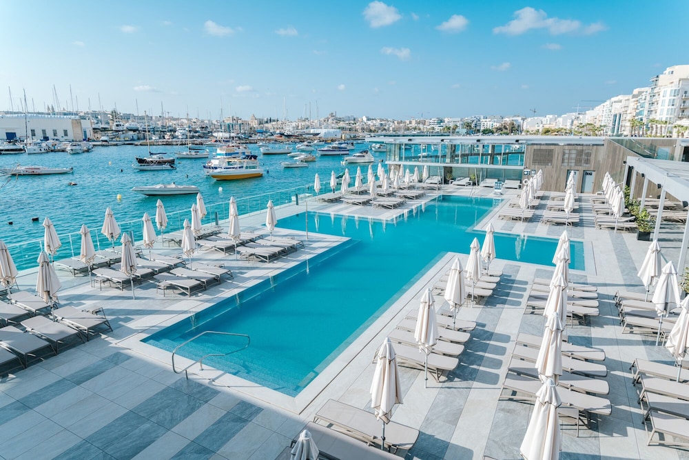 Bayview Hotel by ST Hotels — Main photo in Gzira, Malta Island