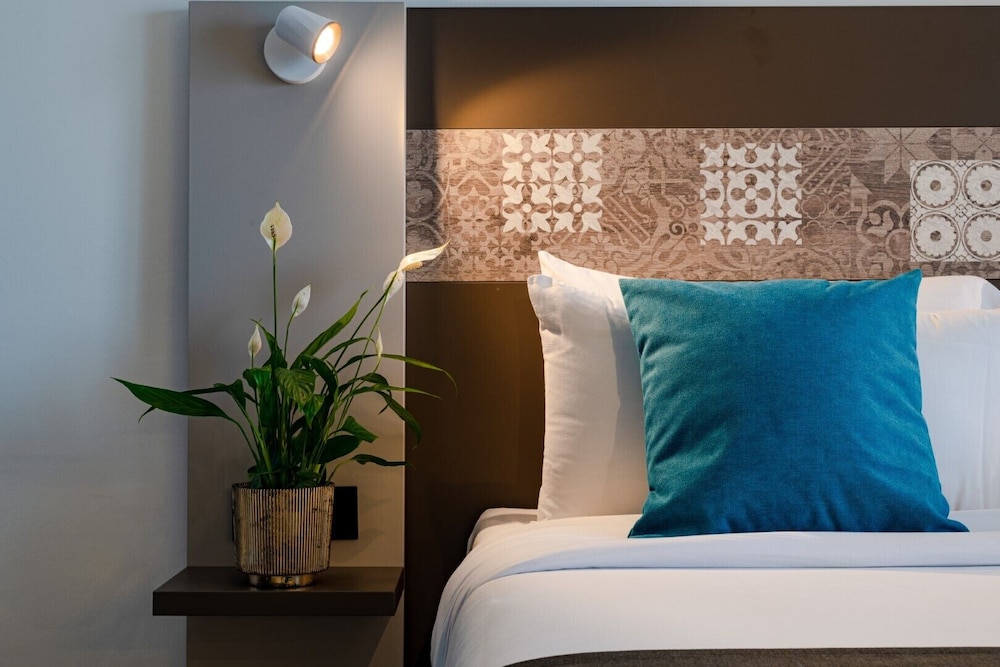 Bayview Hotel by ST Hotels — Hotel rooms in Gzira, Malta Island