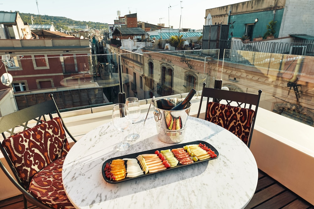 Hotel España Ocean Drive — Restaurant & bars in Barcelona, Catalonia
