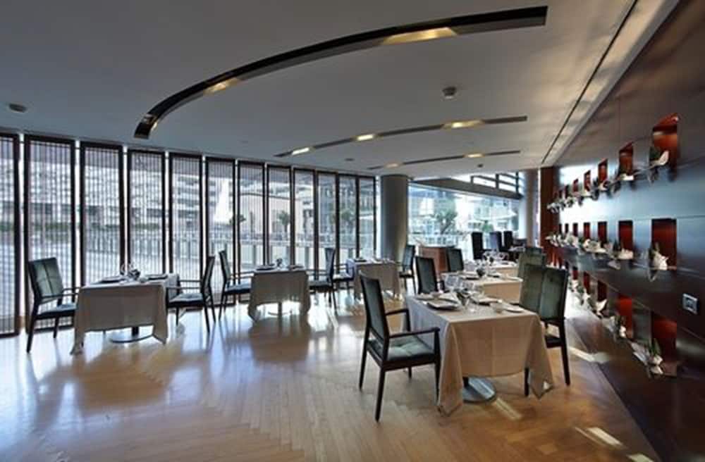 Eurostars Grand Marina — Restaurant & bars in Barcelona, Catalonia