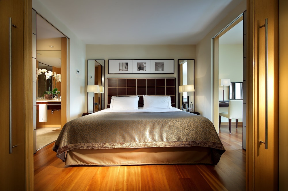 Eurostars Grand Marina — Hotel rooms in Barcelona, Catalonia