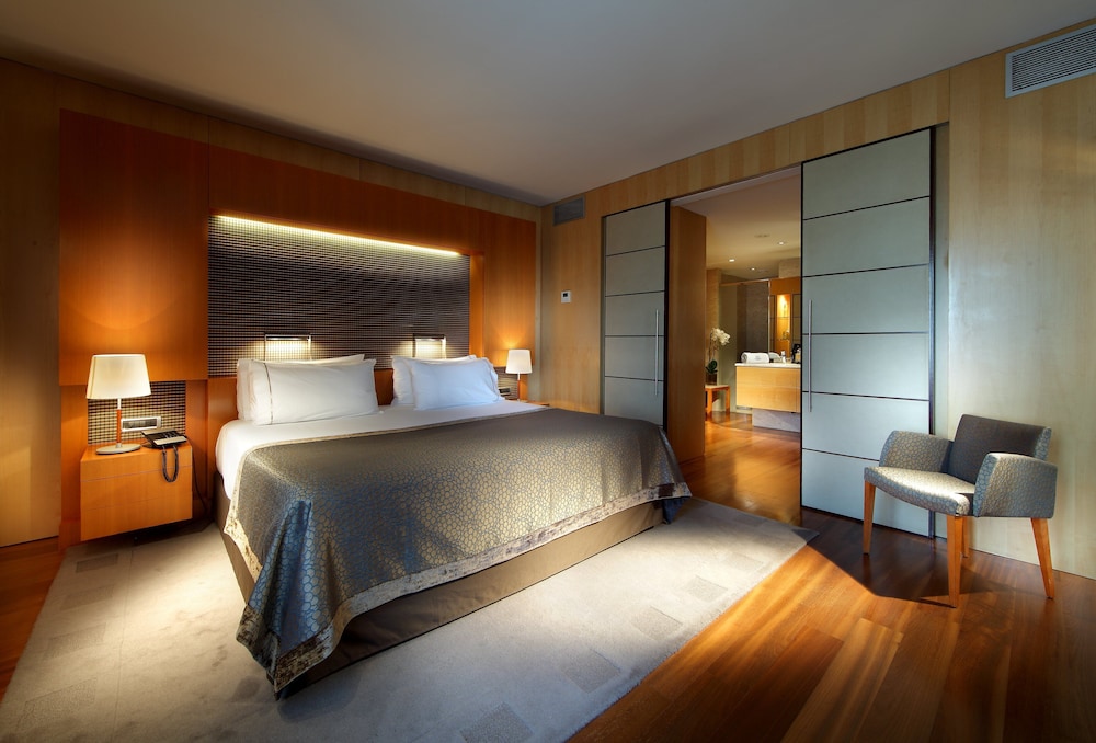 Eurostars Grand Marina — Hotel rooms in Barcelona, Catalonia