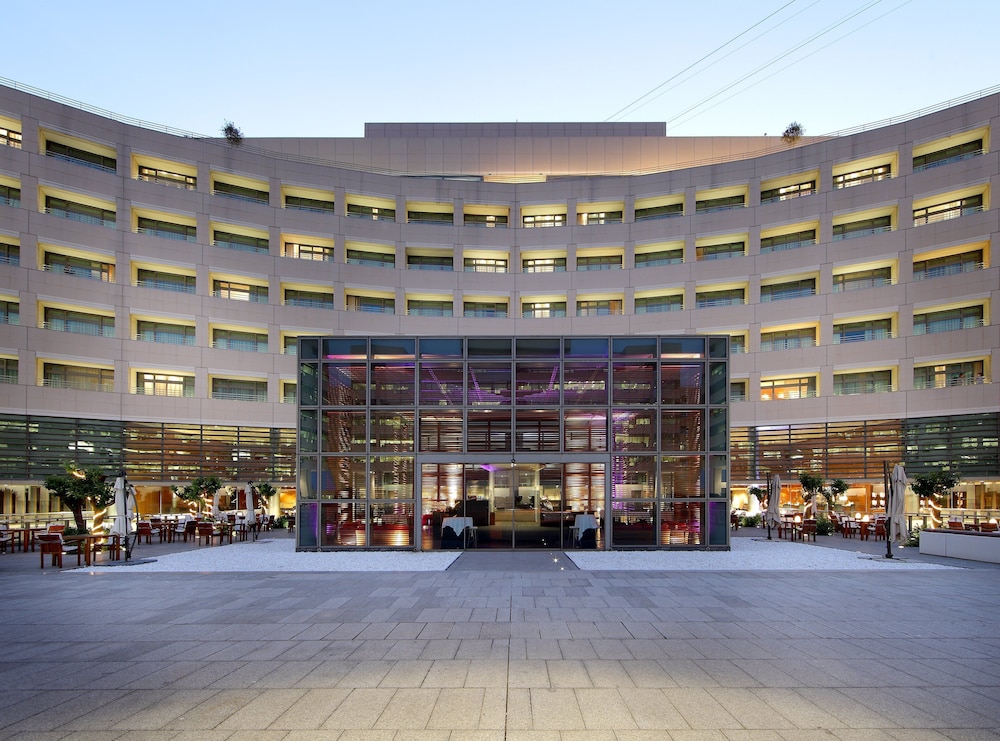 Eurostars Grand Marina — Hotel building in Barcelona, Catalonia
