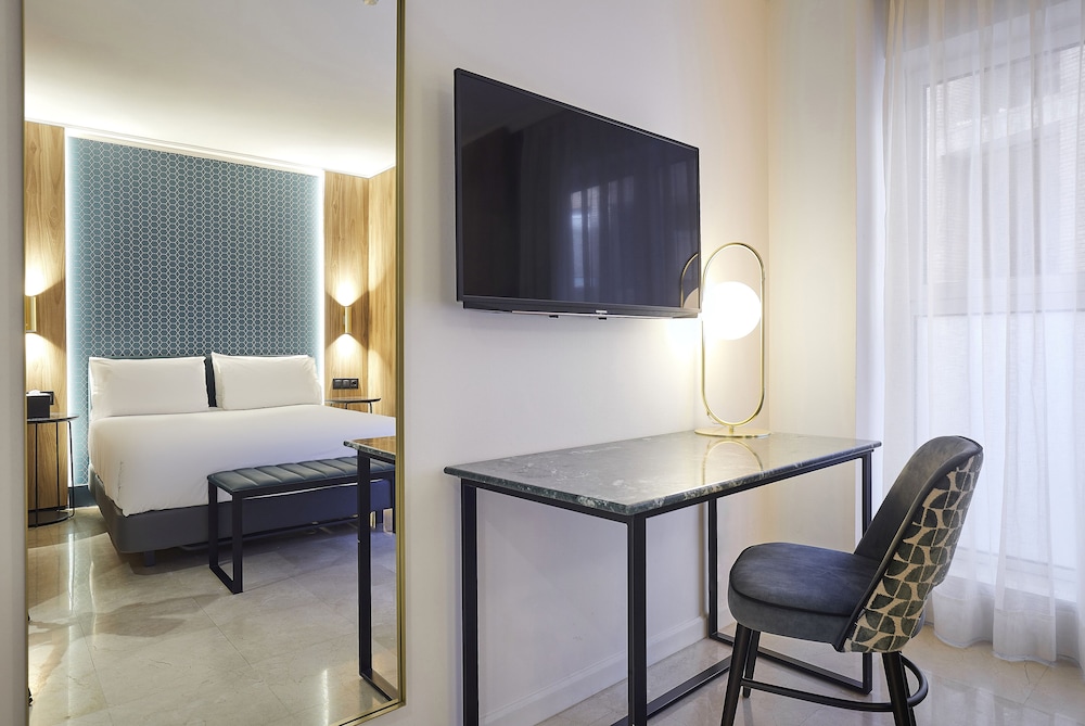 Hotel Exe Mitre — Hotel rooms in Barcelona, Catalonia