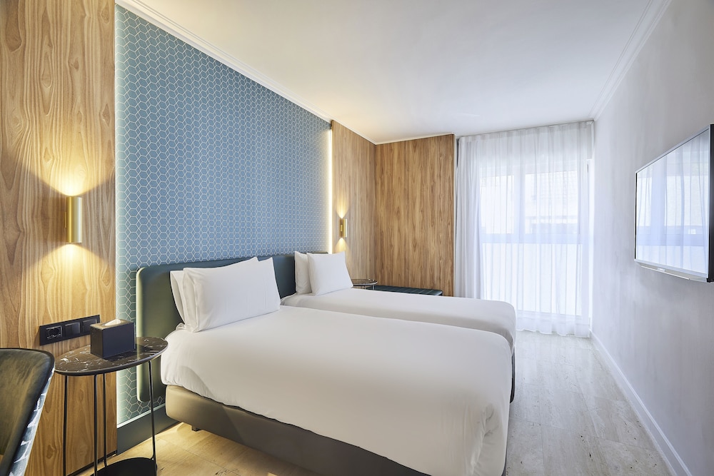 Hotel Exe Mitre — Hotel rooms in Barcelona, Catalonia