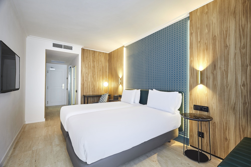 Hotel Exe Mitre — Hotel rooms in Barcelona, Catalonia