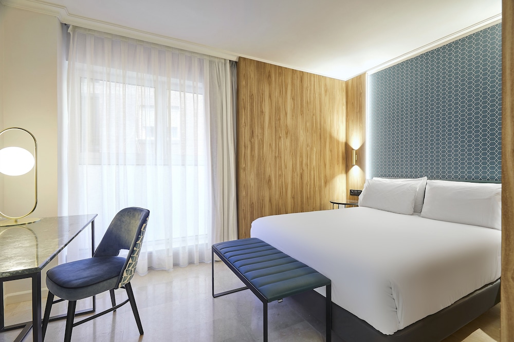 Hotel Exe Mitre — Hotel rooms in Barcelona, Catalonia