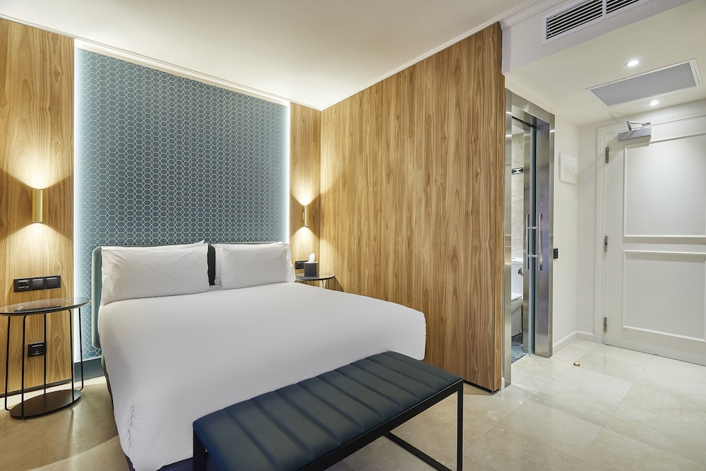 Hotel Exe Mitre — Hotel rooms in Barcelona, Catalonia