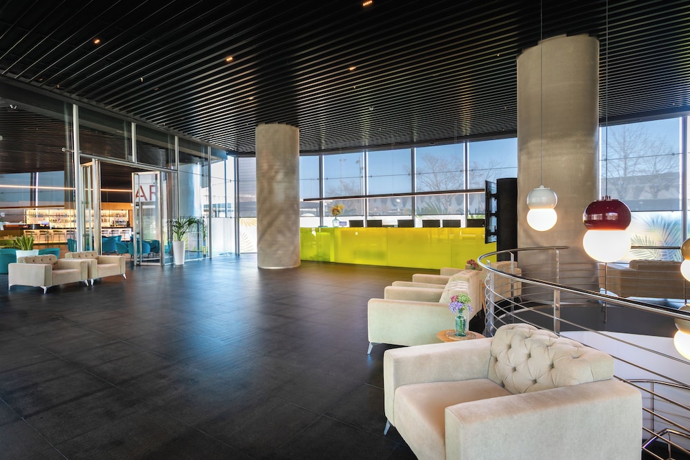 Alexandre Fira Congress — Hotel building in Barcelona, Catalonia