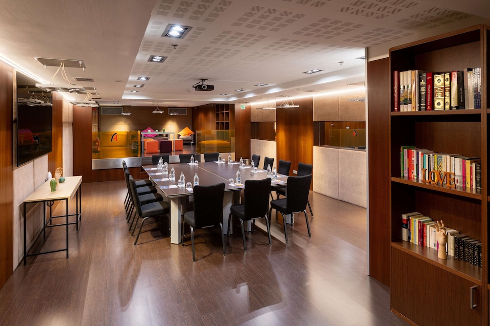 Alexandre Fira Congress — Restaurant & bars in Barcelona, Catalonia