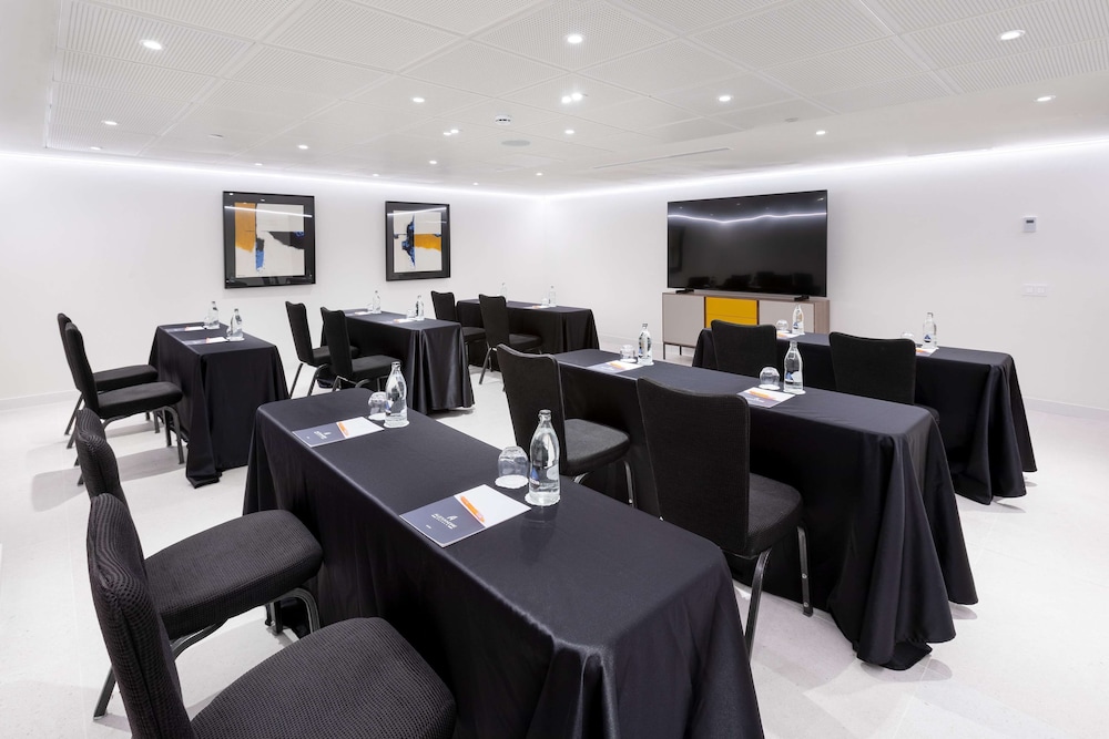 Alexandre Fira Congress — Hotel rooms in Barcelona, Catalonia