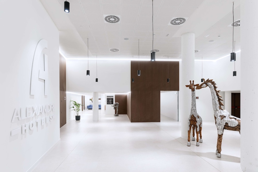 Alexandre Fira Congress — Hotel building in Barcelona, Catalonia