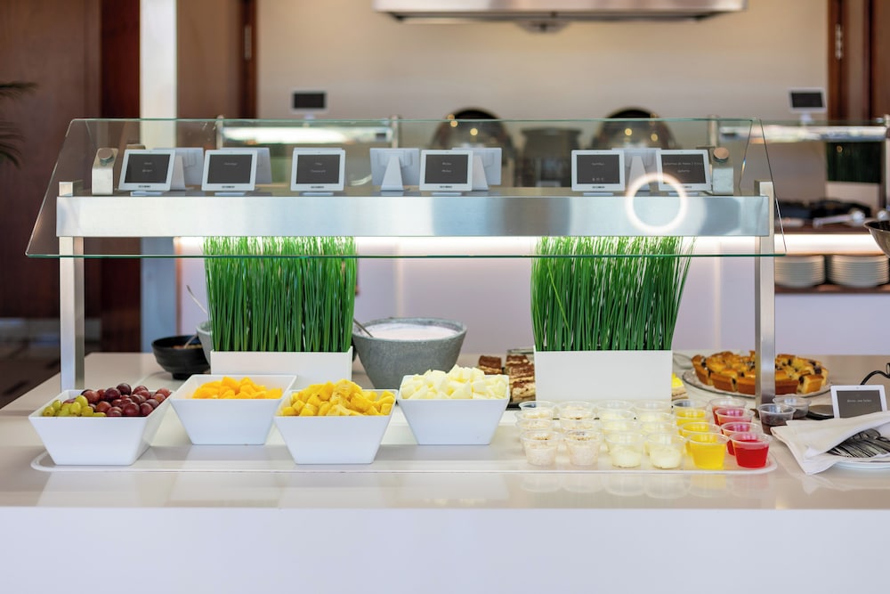 Alexandre FrontAir Congress — Restaurant & bars in Barcelona, Catalonia