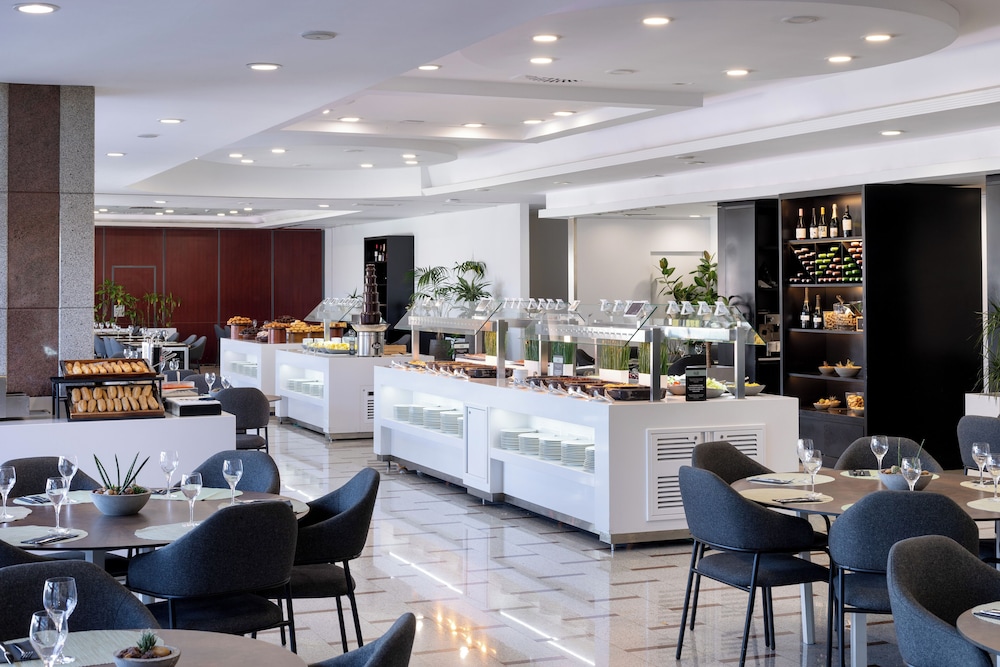 Alexandre FrontAir Congress — Restaurant & bars in Barcelona, Catalonia