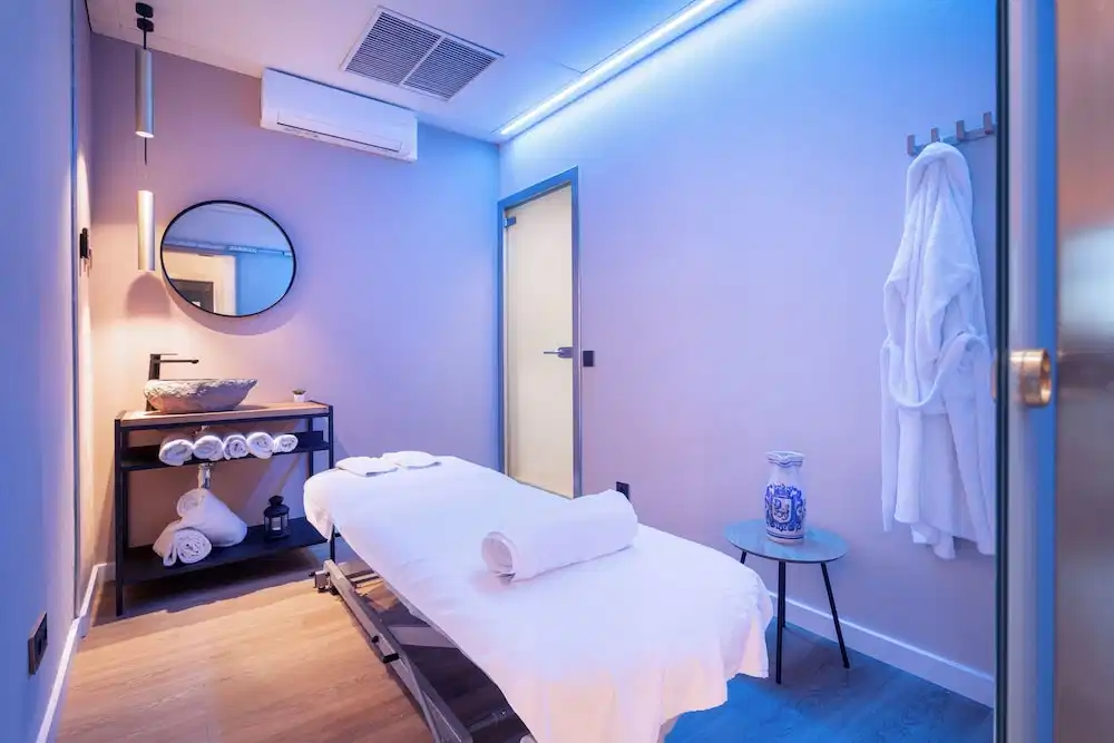 Alexandre FrontAir Congress — Spa in Barcelona, Catalonia