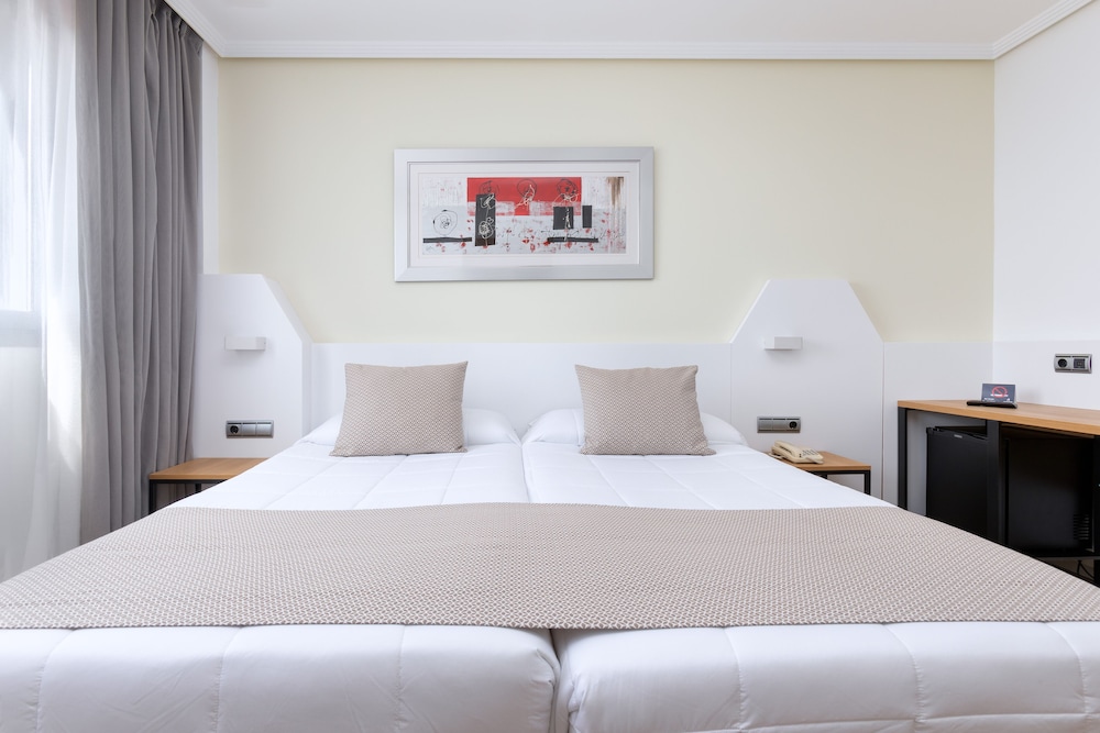 Alexandre FrontAir Congress — Hotel rooms in Barcelona, Catalonia
