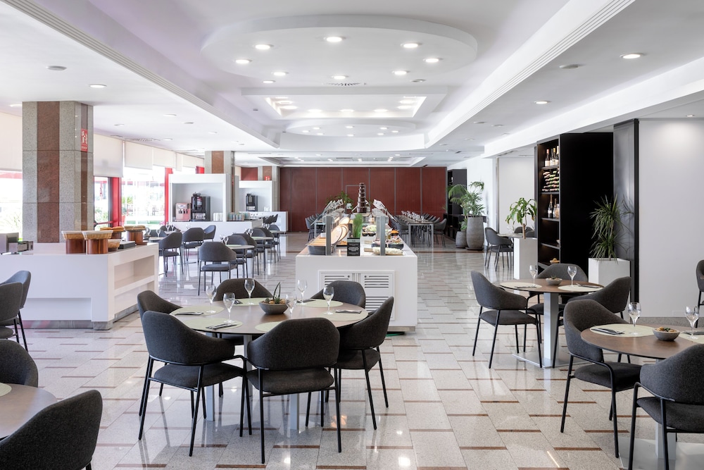 Alexandre FrontAir Congress — Restaurant & bars in Barcelona, Catalonia