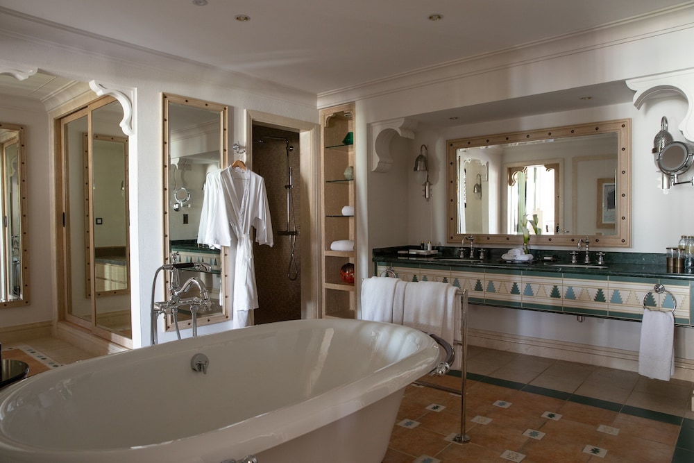 Jumeirah Dar Al Masyaf — Rooms in Dubai
