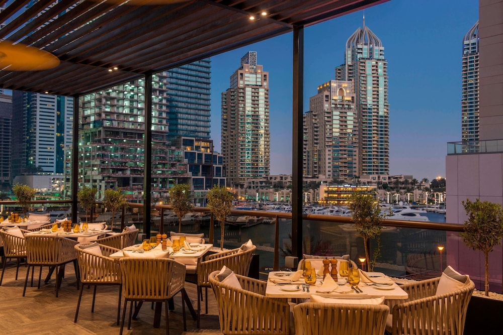 Grosvenor House, a Luxury Collection Hotel, Dubai — Restaurant & bars in Dubai