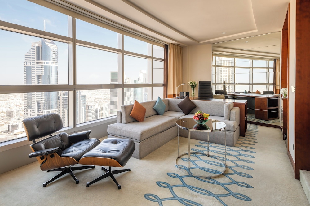 Jumeirah Emirates Towers Dubai — Hotel rooms in Dubai